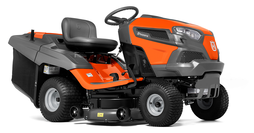 Trattorino Husqvarna TC 242 T con lama da neve e rimorchio 275