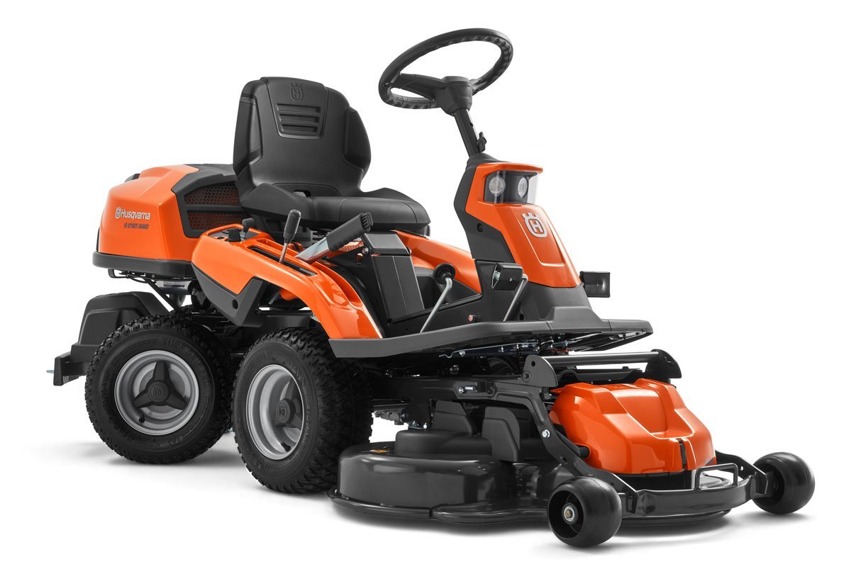 Husqvarna R 216T AWD tosaerba frontale con taglio Combi da 103 cm