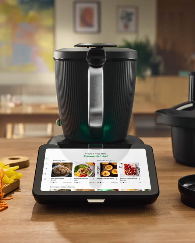 Thermomix® TM7™ + Free Blade Cover &amp; Peeler